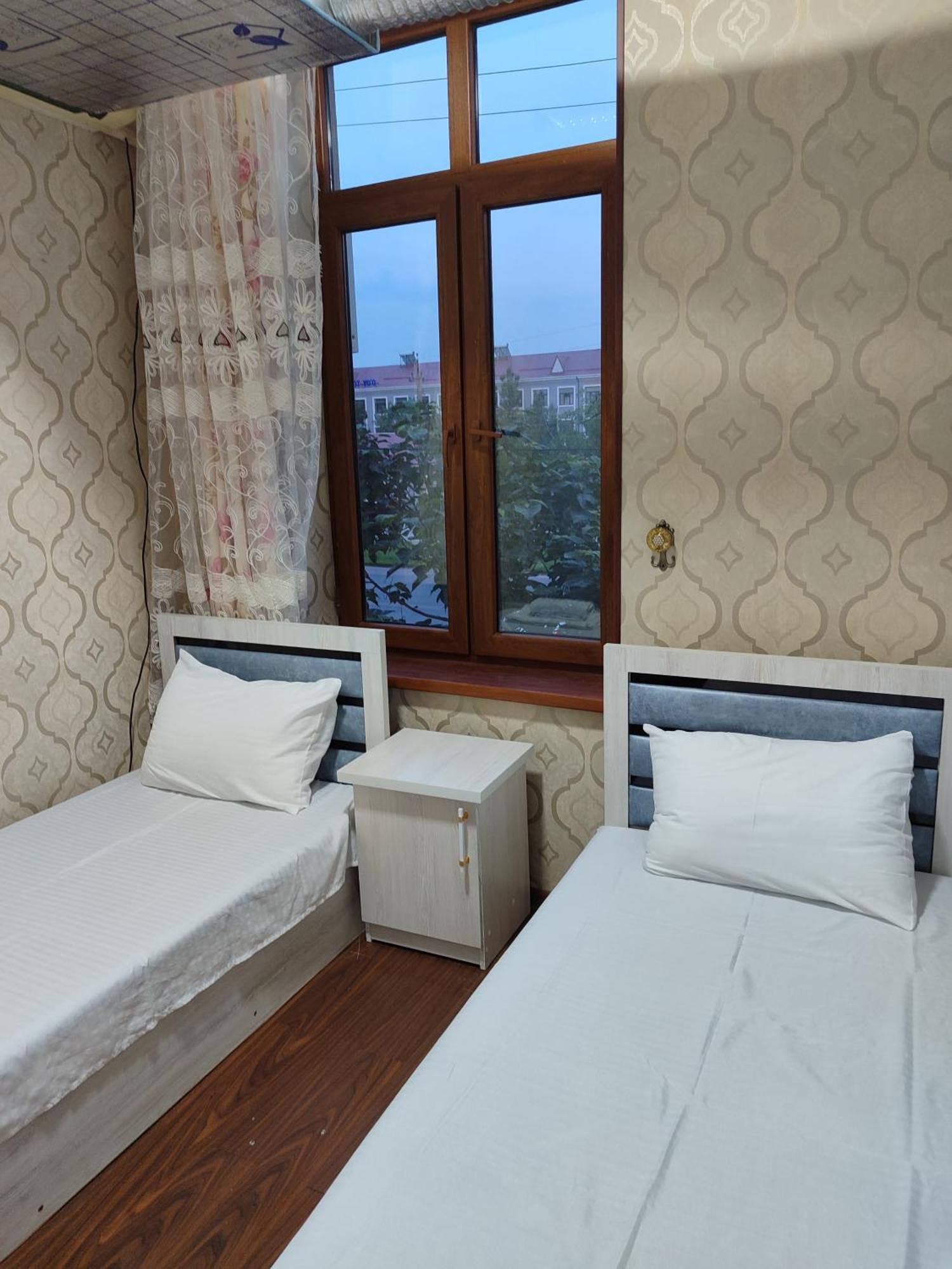 Hostelfayz Kokand Buitenkant foto