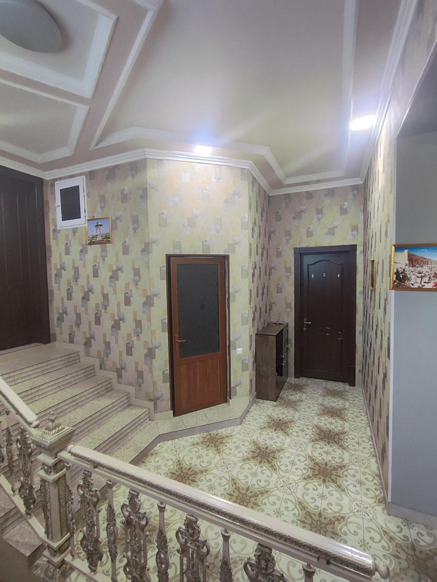 Hostelfayz Kokand Buitenkant foto