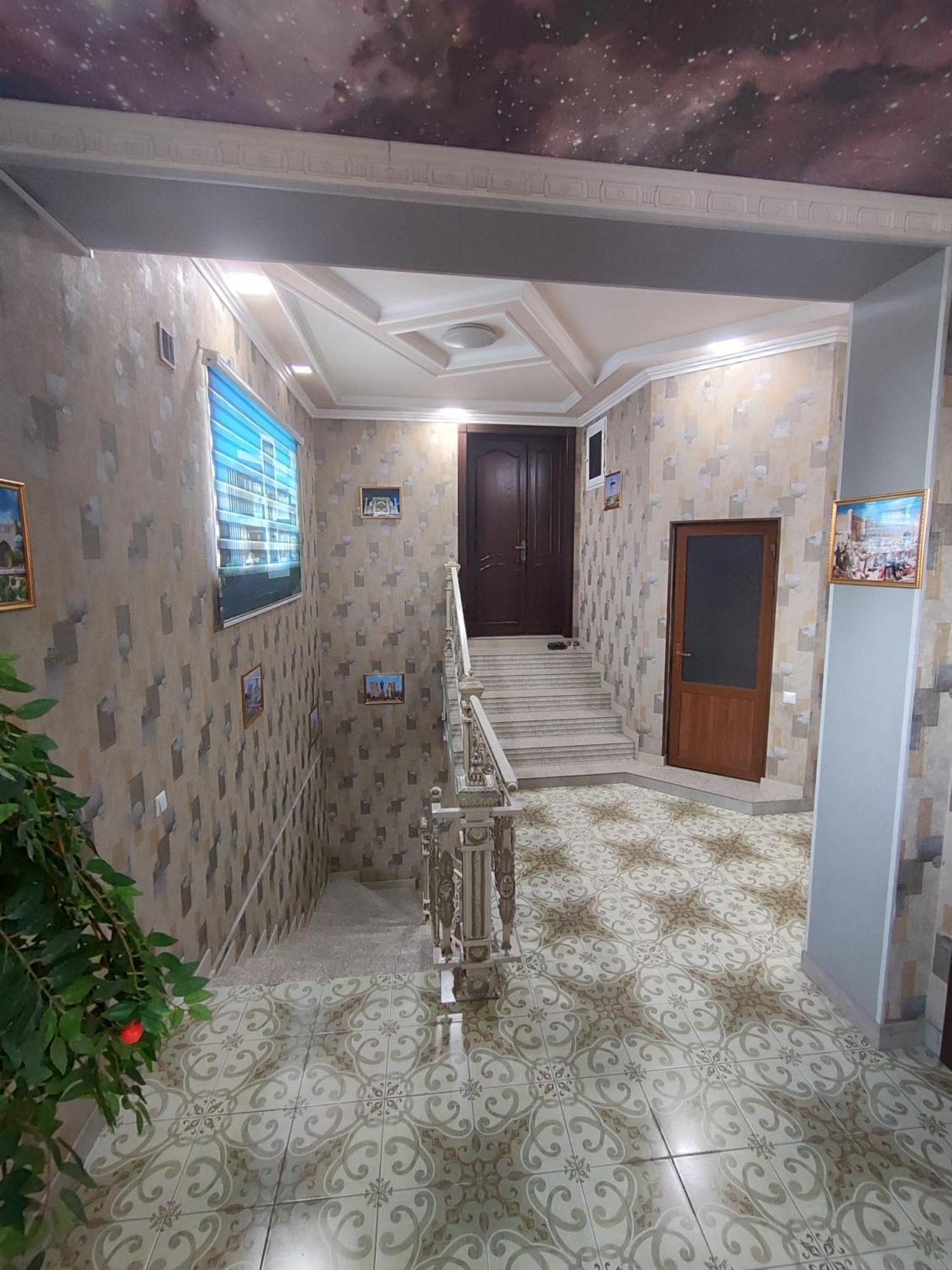 Hostelfayz Kokand Buitenkant foto